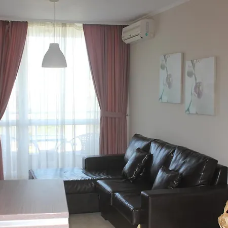 Sunny Island Duplex Apartment Chernomorets